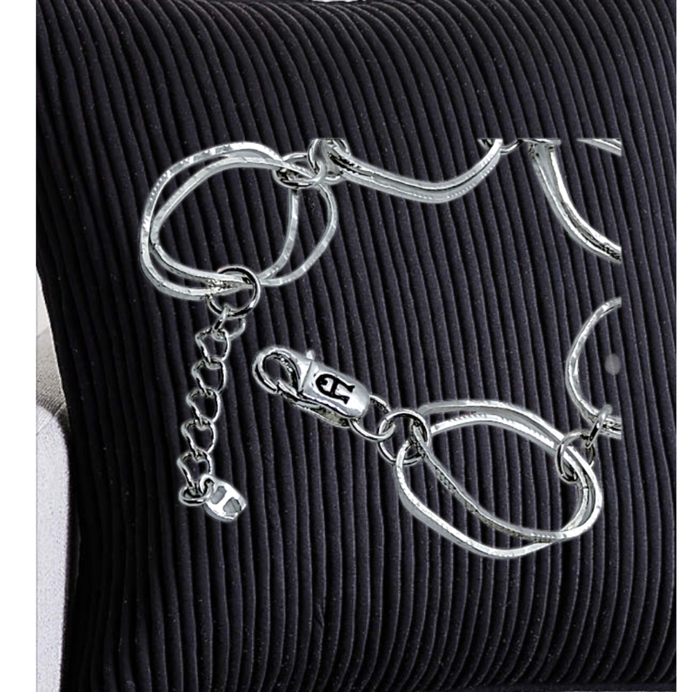 Textured Double Ovals Silver Bracelet - Picture 3 of 3